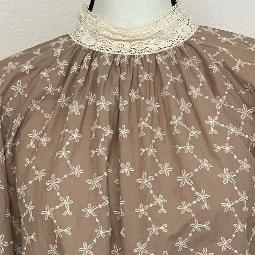 Zara Embroidered Cotton Puff Sleeve Blouse Size Medium